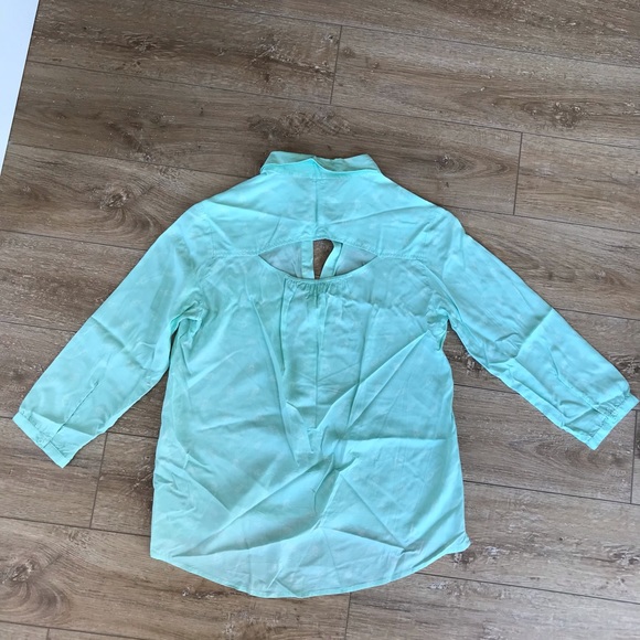 American Eagle Blouse size small - Picture 2 of 3